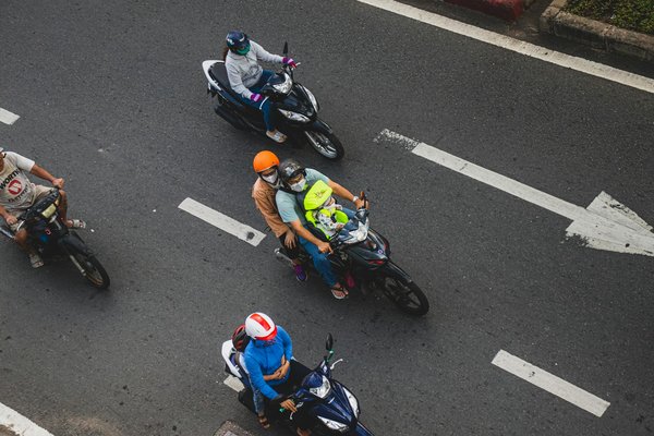 Comment les Alertes de Trafic Révolutionnent la Sécurité Routière?